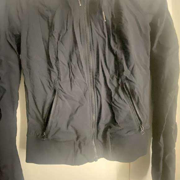 Lululemon full-zip hoodie black sz 4 - Picture 2 of 3